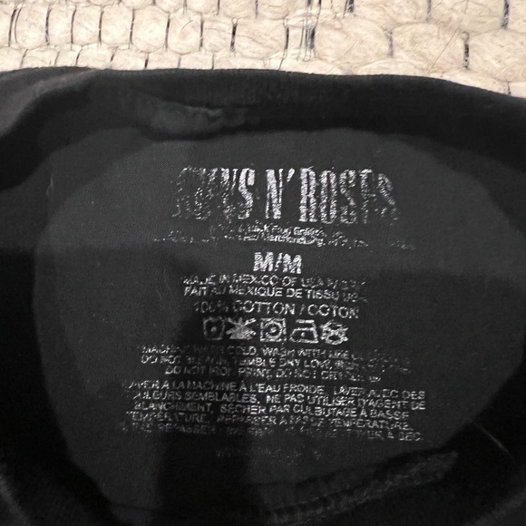 Guns N’ Roses Graphic Tee - Picture 7 of 8